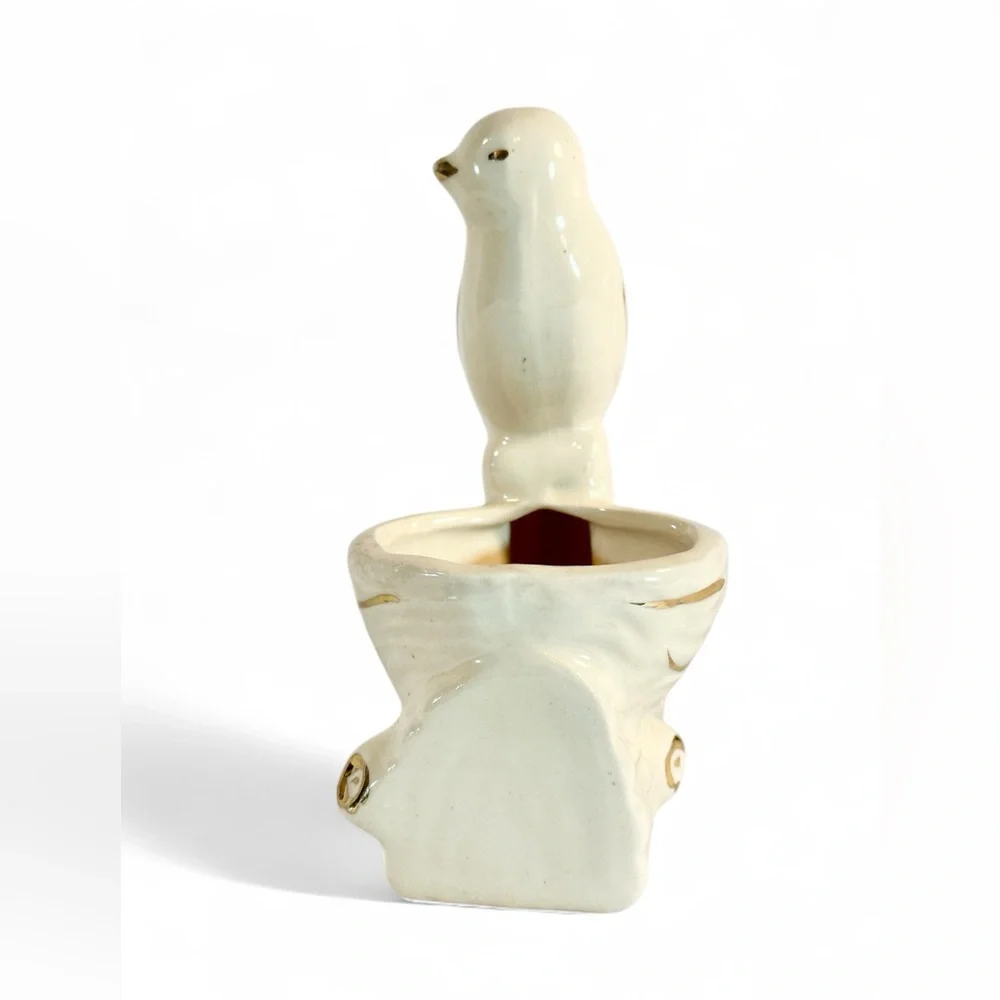 1920s Shawnee Pottery Ceramic Bird on Nest
Planter Creamy White with Gold - Picture 6 of 8